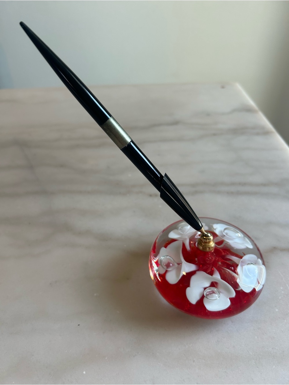 Vintage Joe St Clair Art Glass Paperweight Desk Pen Holder Red White Flower VTG